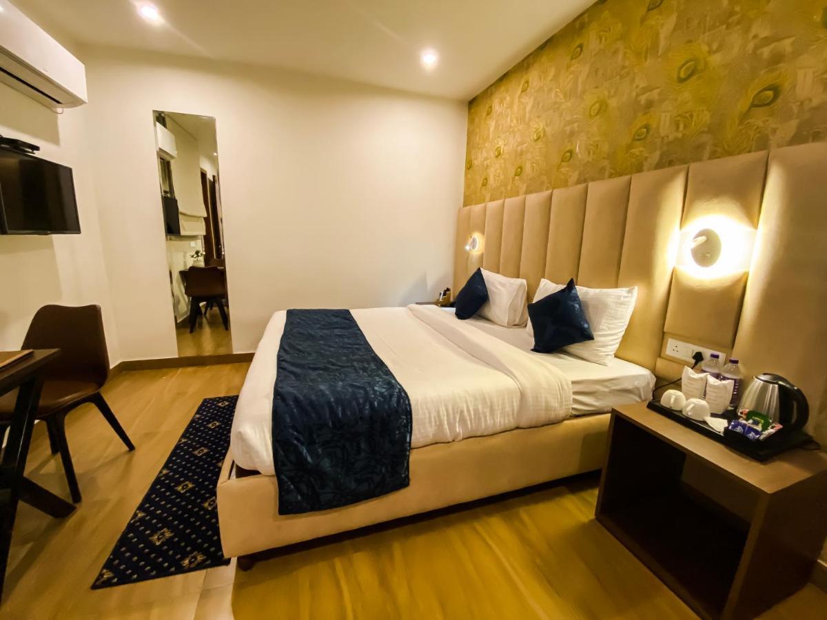 Sky Suites Gurgaon Exteriör bild