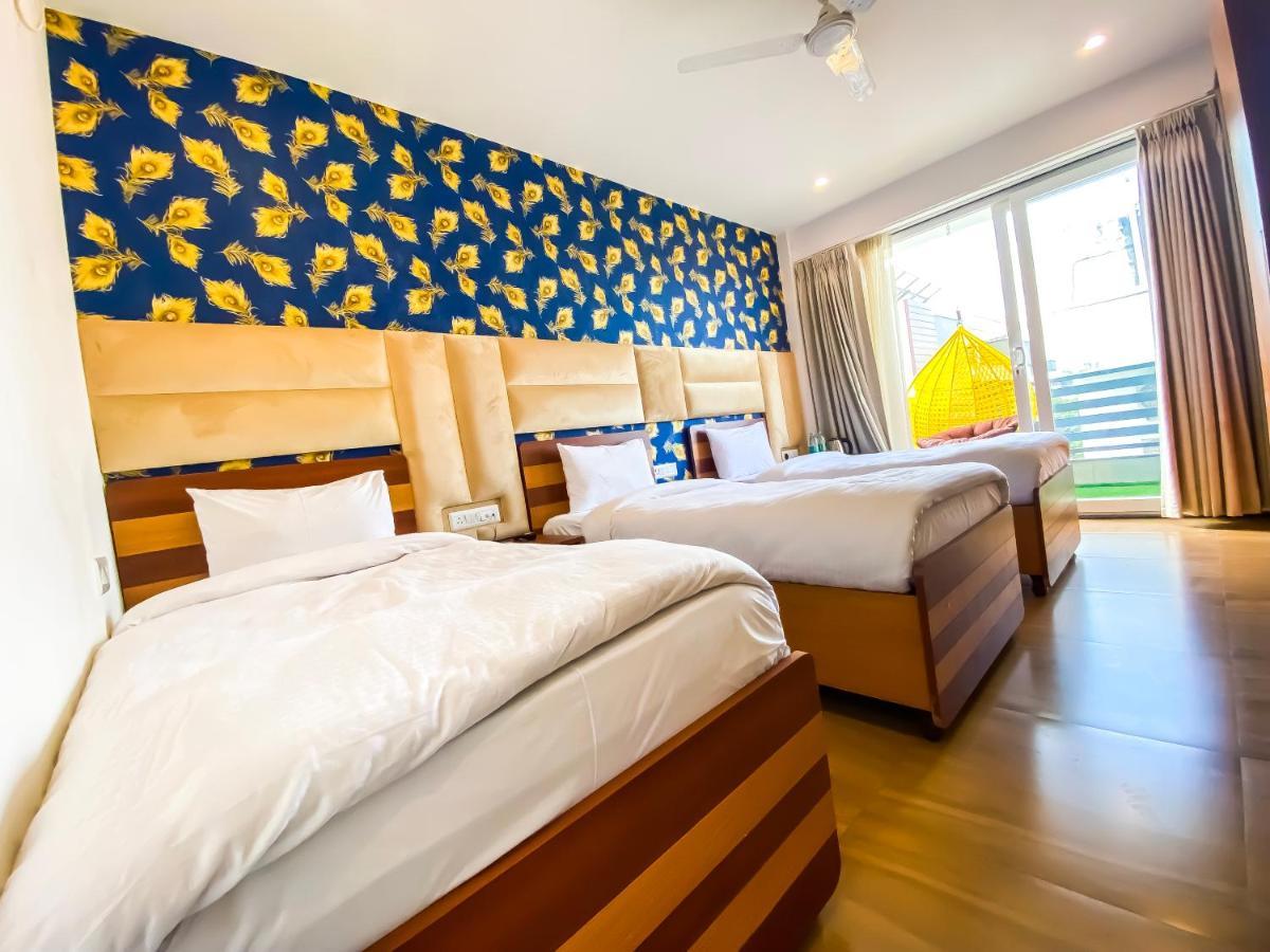 Sky Suites Gurgaon Exteriör bild
