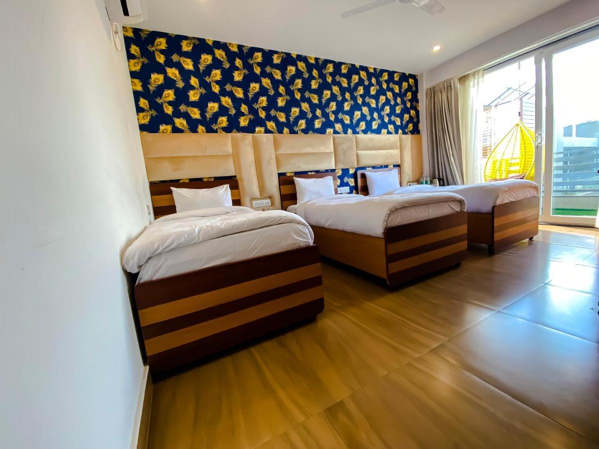 Sky Suites Gurgaon Exteriör bild